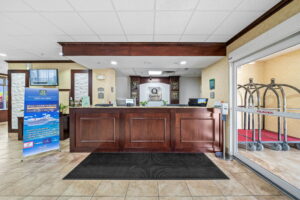 commercial real estate photography of a quality inn hotel front desk